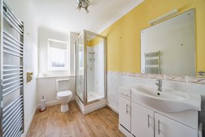 SHOWER ROOM- click for photo gallery
